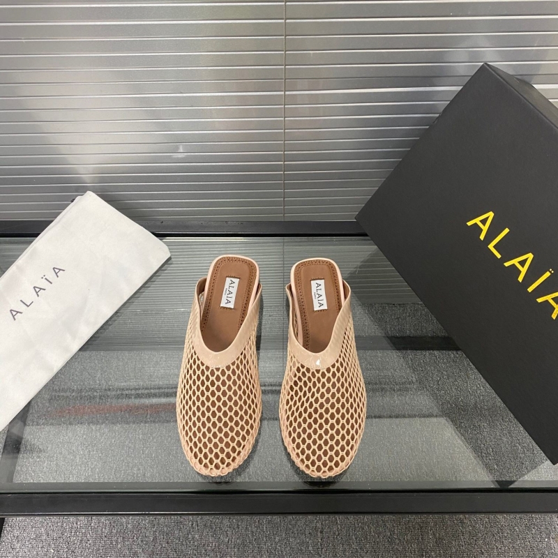 Alaia Flat Shoes